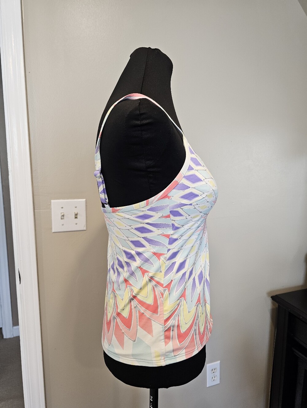 Bar III Pastel Kaleidoscope Strappy Tankini Top - Picture 4 of 5